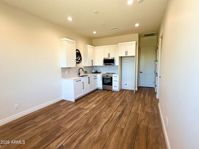 27227 N MILLER Road, Scottsdale, AZ 85266