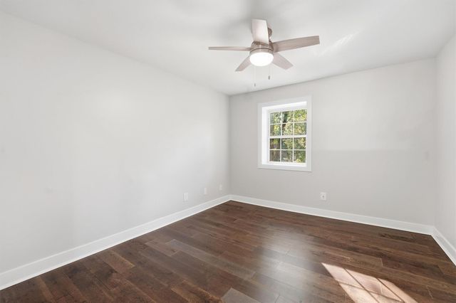 2 Rolling Mill Ln, The Woodlands, TX 77380