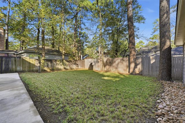 2 Rolling Mill Ln, The Woodlands, TX 77380