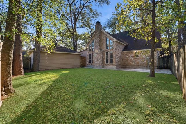 2 Rolling Mill Ln, The Woodlands, TX 77380