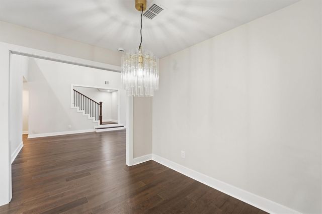 2 Rolling Mill Ln, The Woodlands, TX 77380