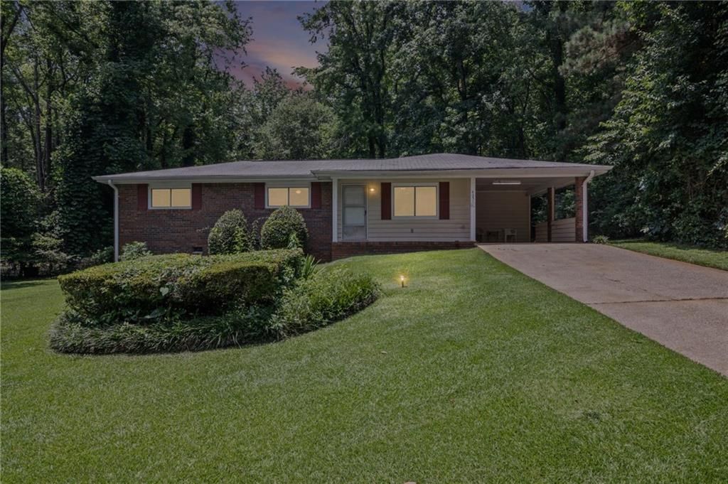 4051 Dixie Lane, Douglasville, GA 30135