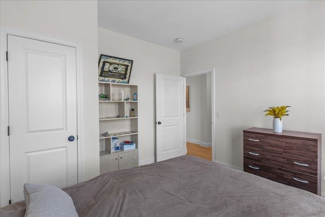 200 Two Brothers Drive, South Burlington, VT 05403