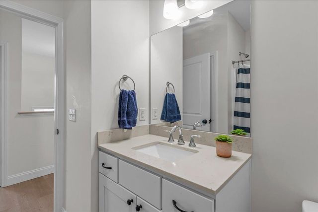 200 Two Brothers Drive, South Burlington, VT 05403