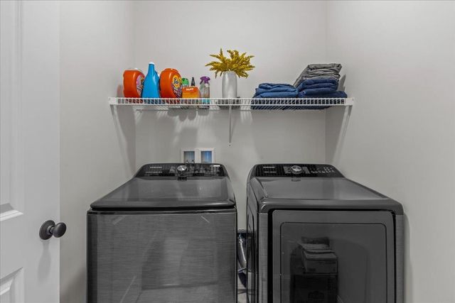 200 Two Brothers Drive, South Burlington, VT 05403