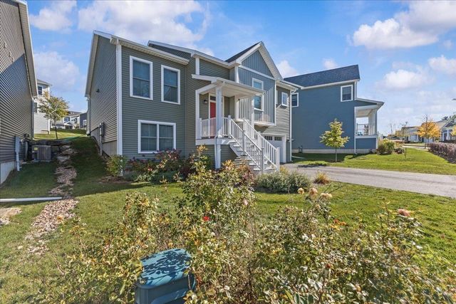 200 Two Brothers Drive, South Burlington, VT 05403