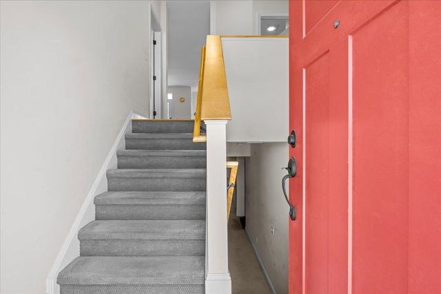 200 Two Brothers Drive, South Burlington, VT 05403