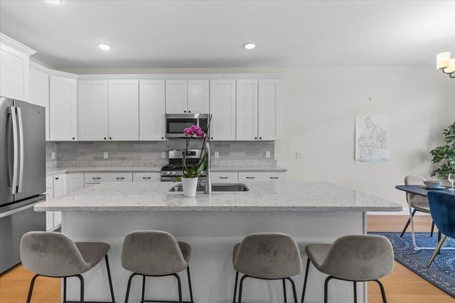 200 Two Brothers Drive, South Burlington, VT 05403