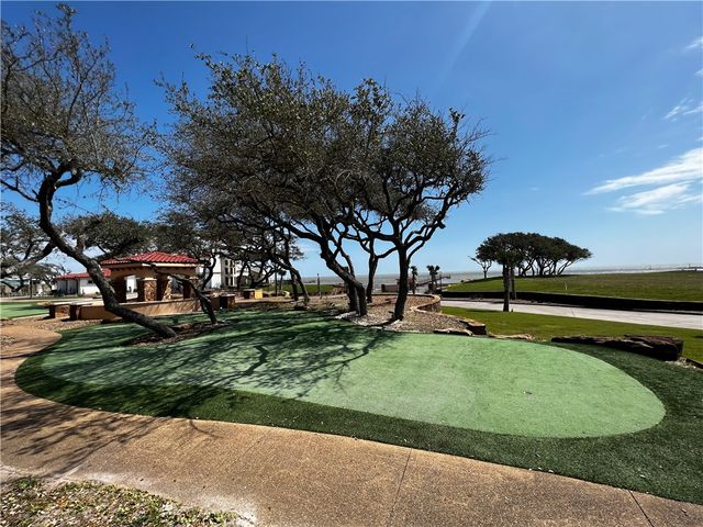 2402 Royal Oaks, Fulton, TX 78358