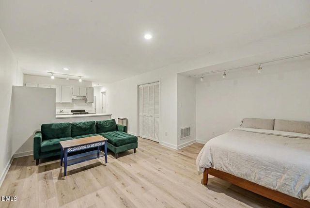314 Cedarwood Lane, Carrboro, NC 27510