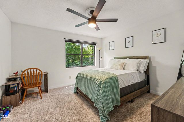 314 Cedarwood Lane, Carrboro, NC 27510