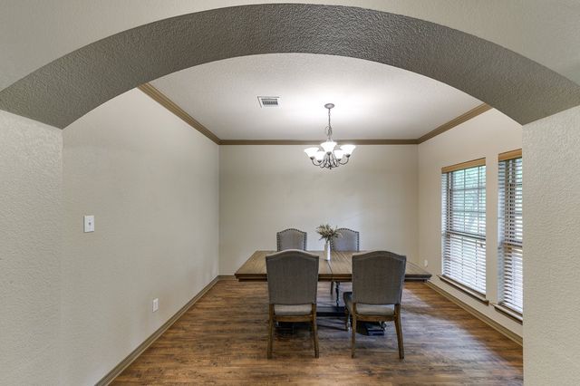 870 1st Street, Maypearl, TX 76064