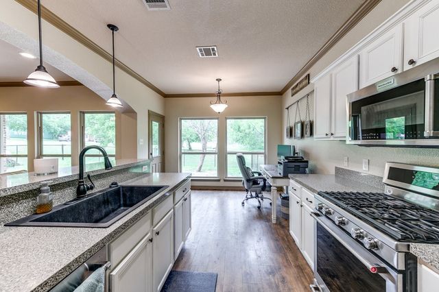 870 1st Street, Maypearl, TX 76064