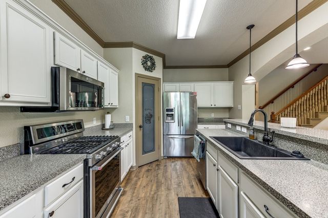 870 1st Street, Maypearl, TX 76064