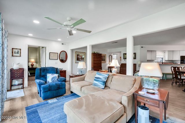 718 Azalea Drive 453, Hampstead, NC 28443