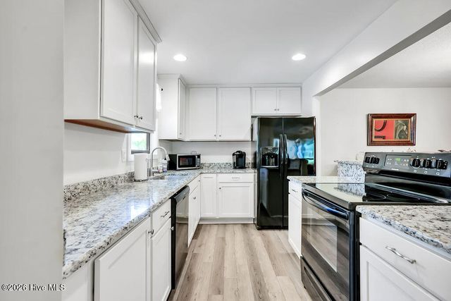 718 Azalea Drive 453, Hampstead, NC 28443