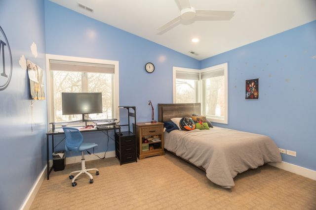 139 Thatcher Avenue, River Forest, IL 60305