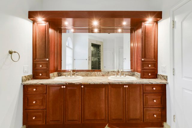 67 Pacer Circle, Wellington, FL 33414