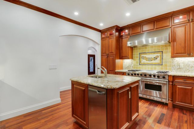 67 Pacer Circle, Wellington, FL 33414