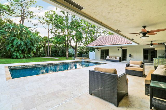 67 Pacer Circle, Wellington, FL 33414