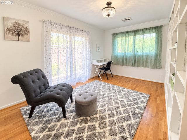 2872 SUFFOLK Ct, Eugene, OR 97401