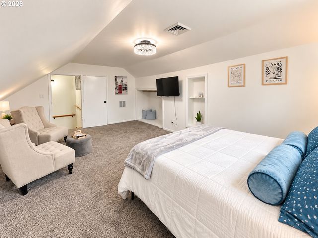 2872 SUFFOLK Ct, Eugene, OR 97401