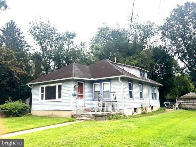 124 W FRANKLIN AVE W, Edgewater Park, NJ 08010