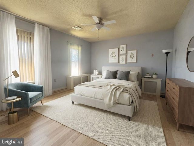 124 W FRANKLIN AVE W, Edgewater Park, NJ 08010