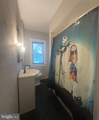 124 W FRANKLIN AVE W, Edgewater Park, NJ 08010
