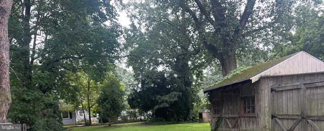 124 W FRANKLIN AVE W, Edgewater Park, NJ 08010