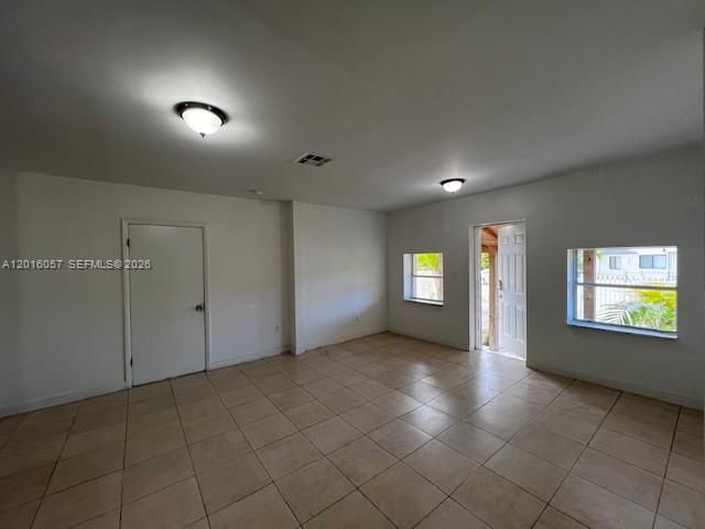 1036 NW 64th St, Miami, FL 33150