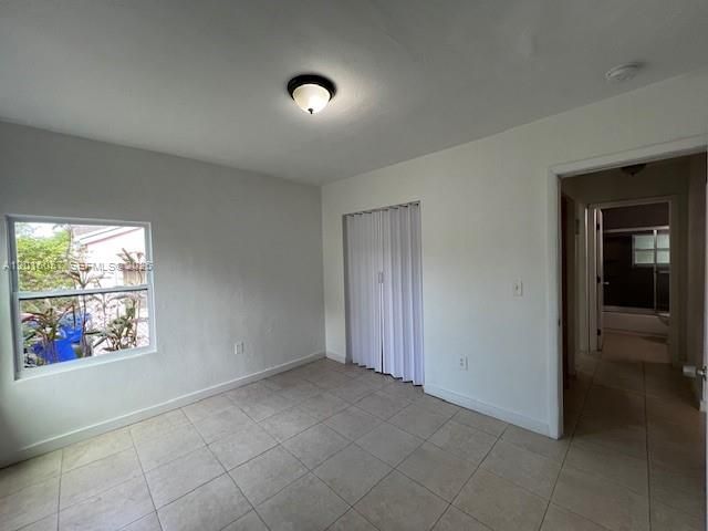 1036 NW 64th St, Miami, FL 33150