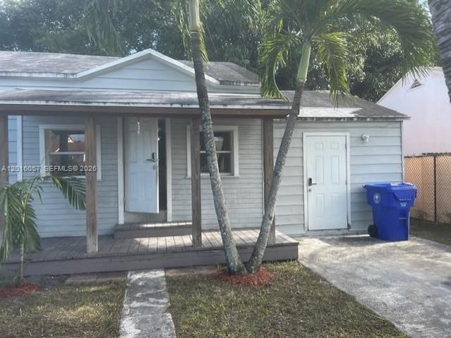 1036 NW 64th St, Miami, FL 33150