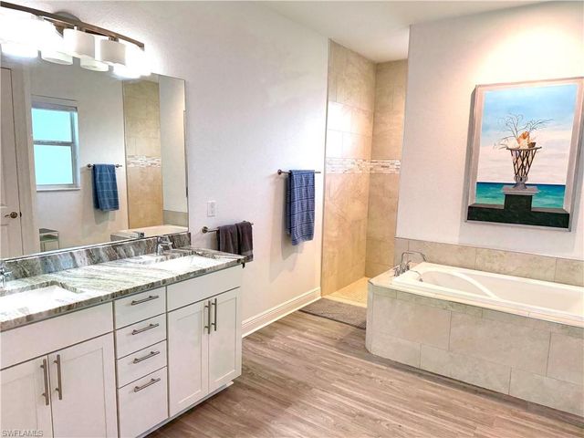 2918 10th PL, Cape Coral, FL 33904