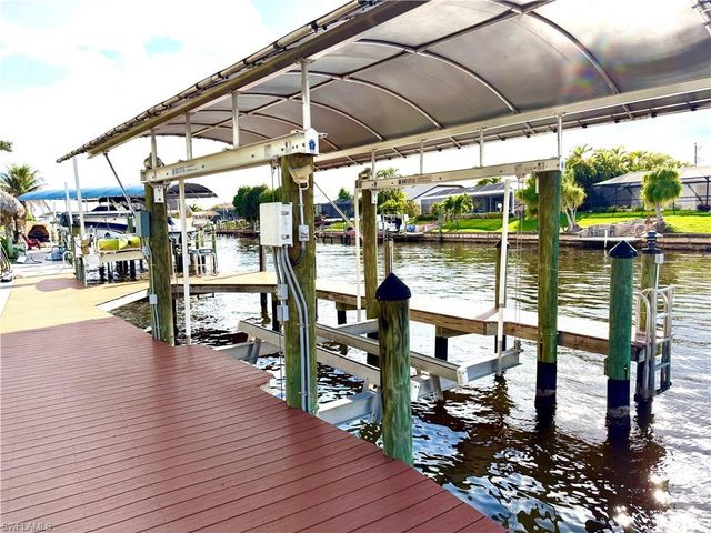 2918 10th PL, Cape Coral, FL 33904