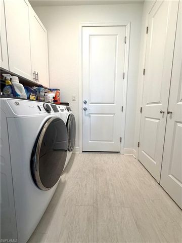 2918 10th PL, Cape Coral, FL 33904