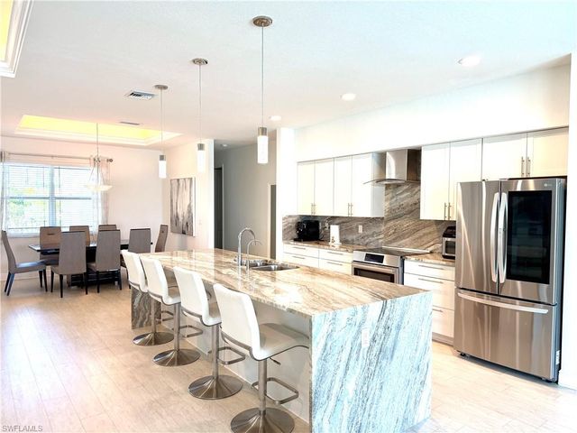 2918 10th PL, Cape Coral, FL 33904