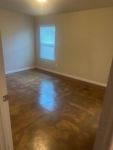 16920 W Juneau, Montgomery, TX 77316