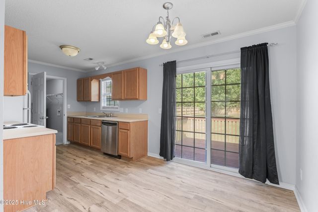 106 Constitution Avenue, Jacksonville, NC 28540