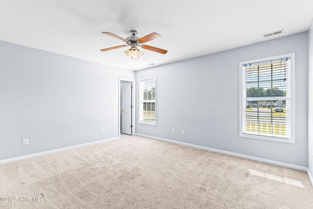106 Constitution Avenue, Jacksonville, NC 28540