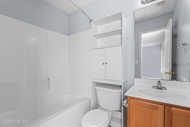 106 Constitution Avenue, Jacksonville, NC 28540