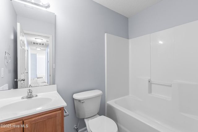 106 Constitution Avenue, Jacksonville, NC 28540