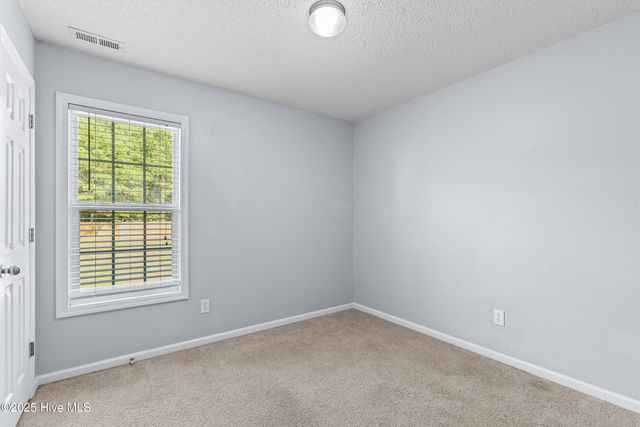 106 Constitution Avenue, Jacksonville, NC 28540