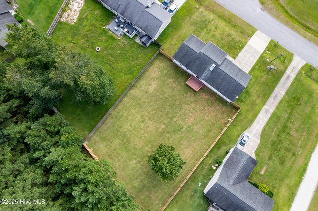 106 Constitution Avenue, Jacksonville, NC 28540