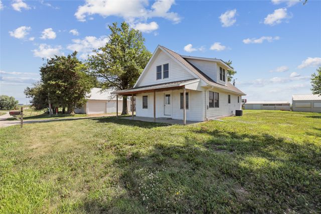 7404 Sioux Avenue, Reasnor, IA 50232