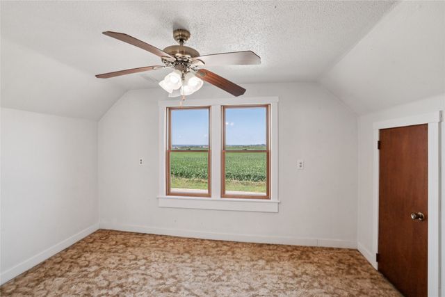 7404 Sioux Avenue, Reasnor, IA 50232