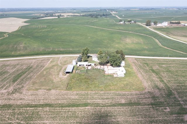 7404 Sioux Avenue, Reasnor, IA 50232