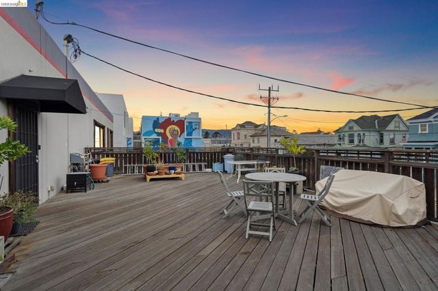 530 E 8Th St 207, Oakland, CA 94606