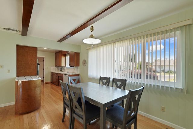 826 Maplewood, Lodi, CA 95240