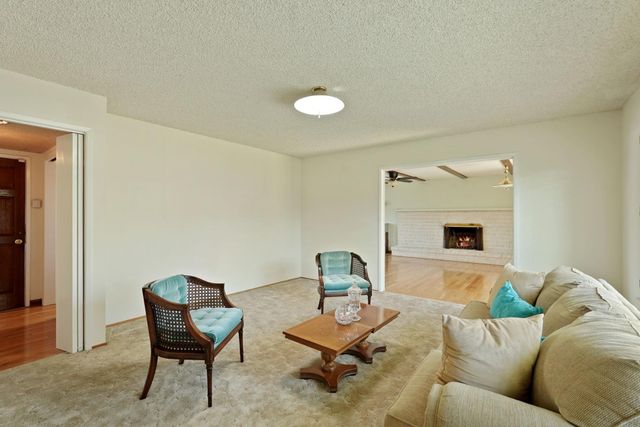 826 Maplewood, Lodi, CA 95240